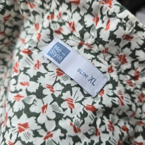 Slim Fit XL Button-Down Shirt - Picture 7 of 7